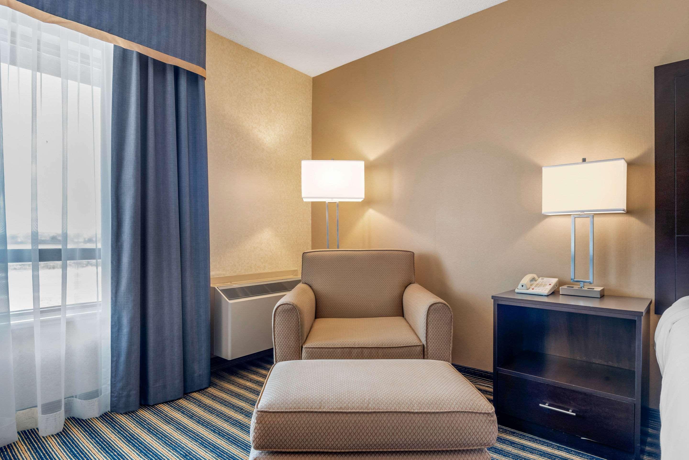 Comfort Inn St. Thomas Eksteriør billede