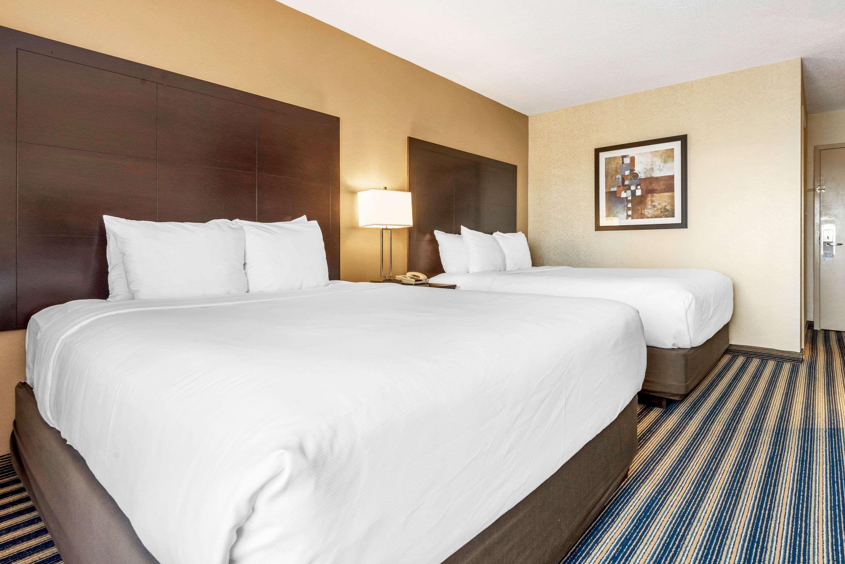 Comfort Inn St. Thomas Eksteriør billede