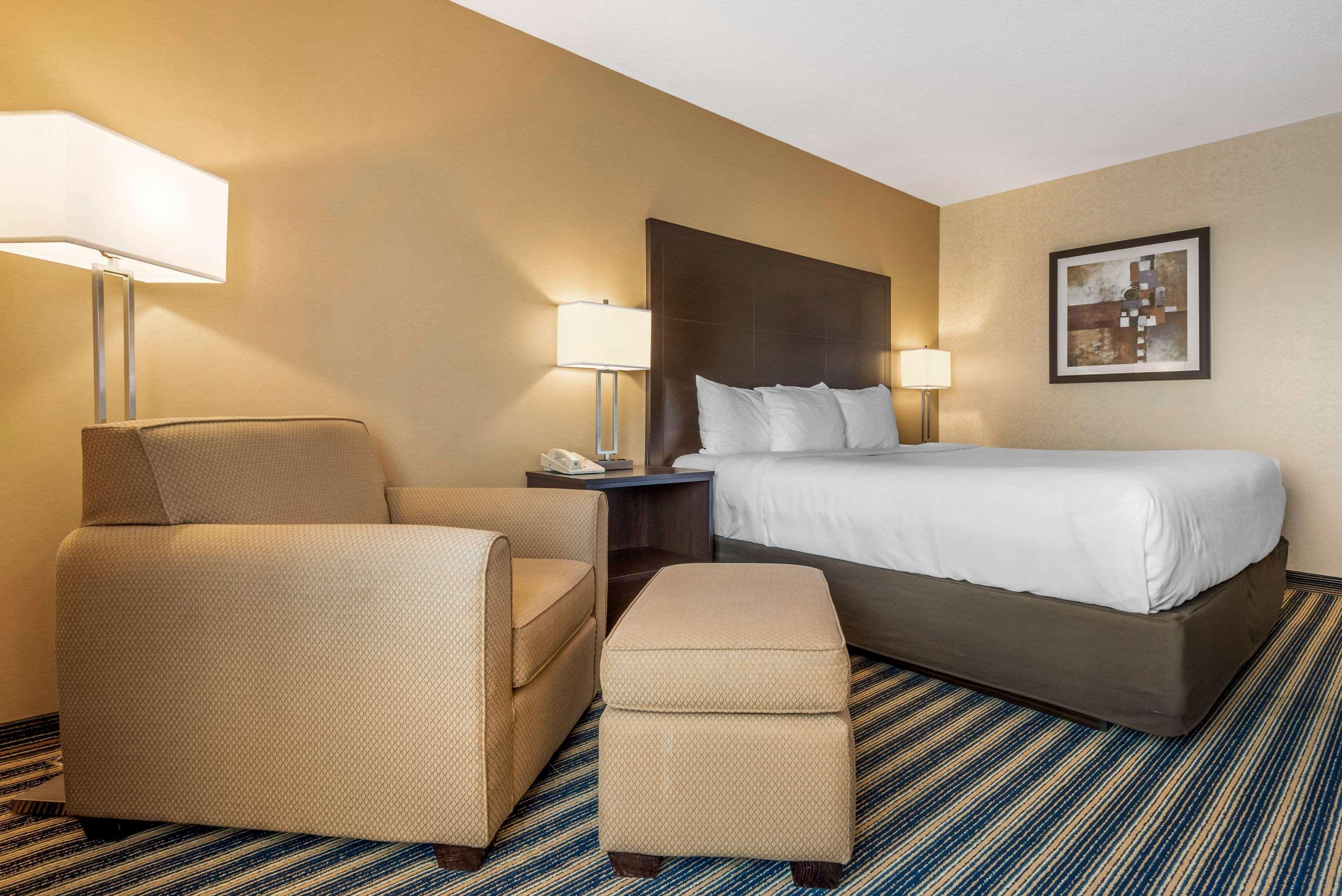 Comfort Inn St. Thomas Eksteriør billede
