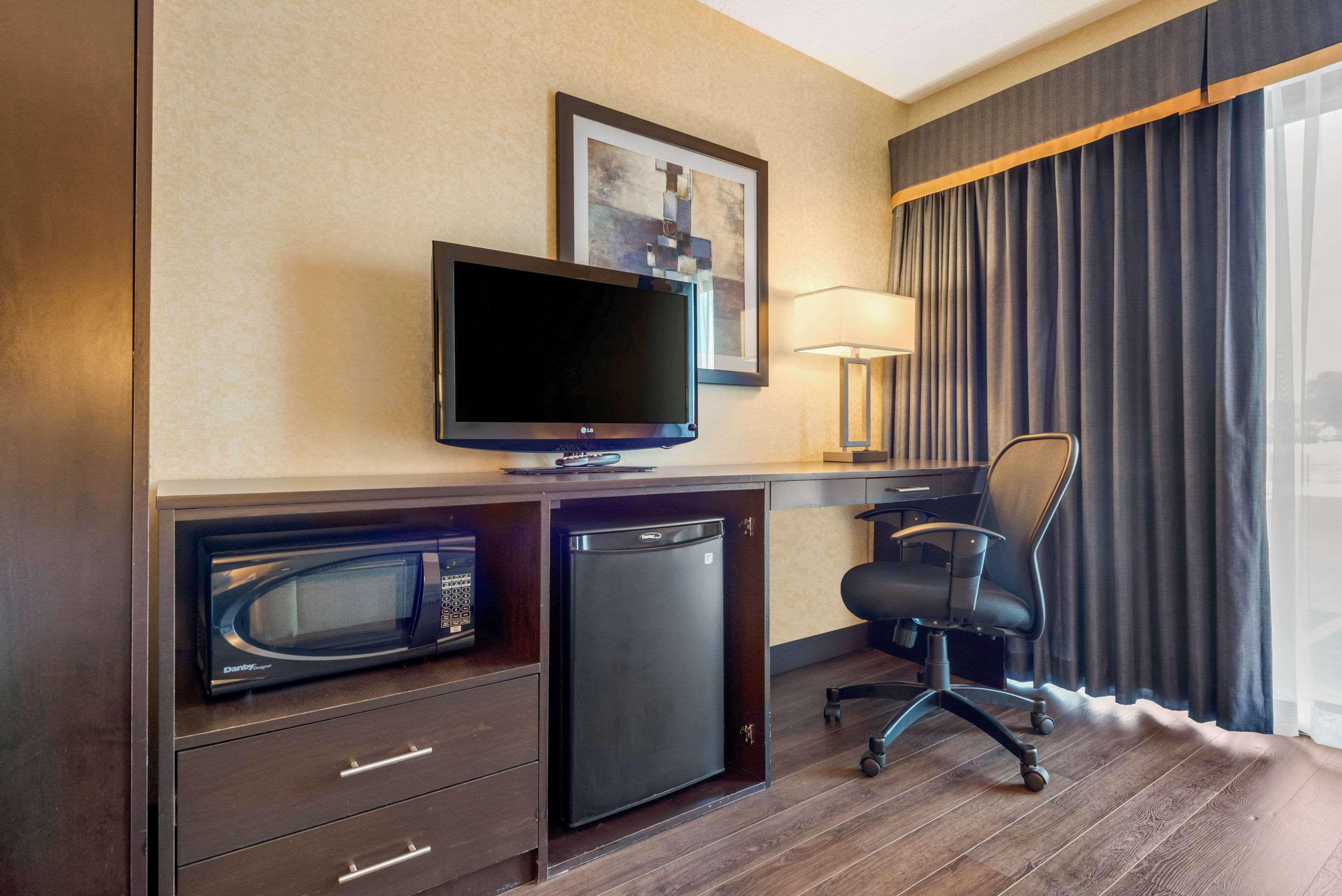 Comfort Inn St. Thomas Eksteriør billede