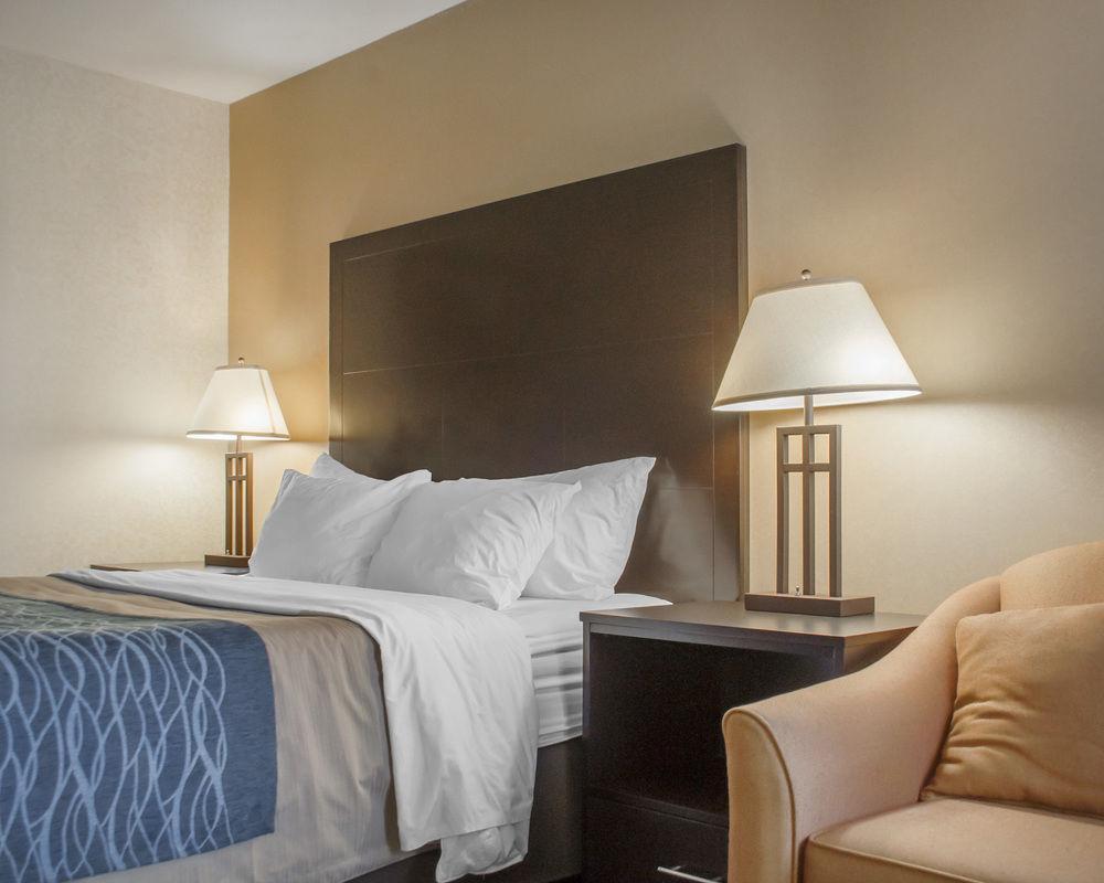 Comfort Inn St. Thomas Eksteriør billede